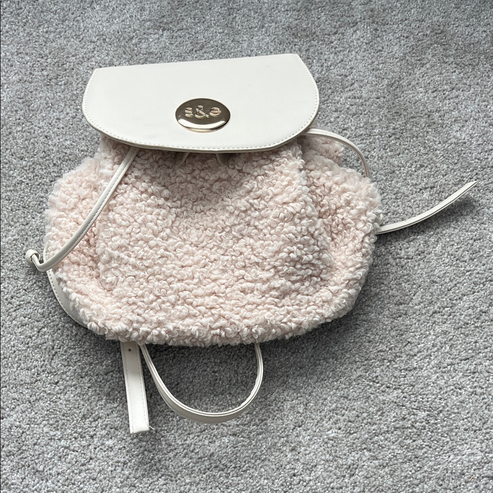 S&E Chic Cream Backpack